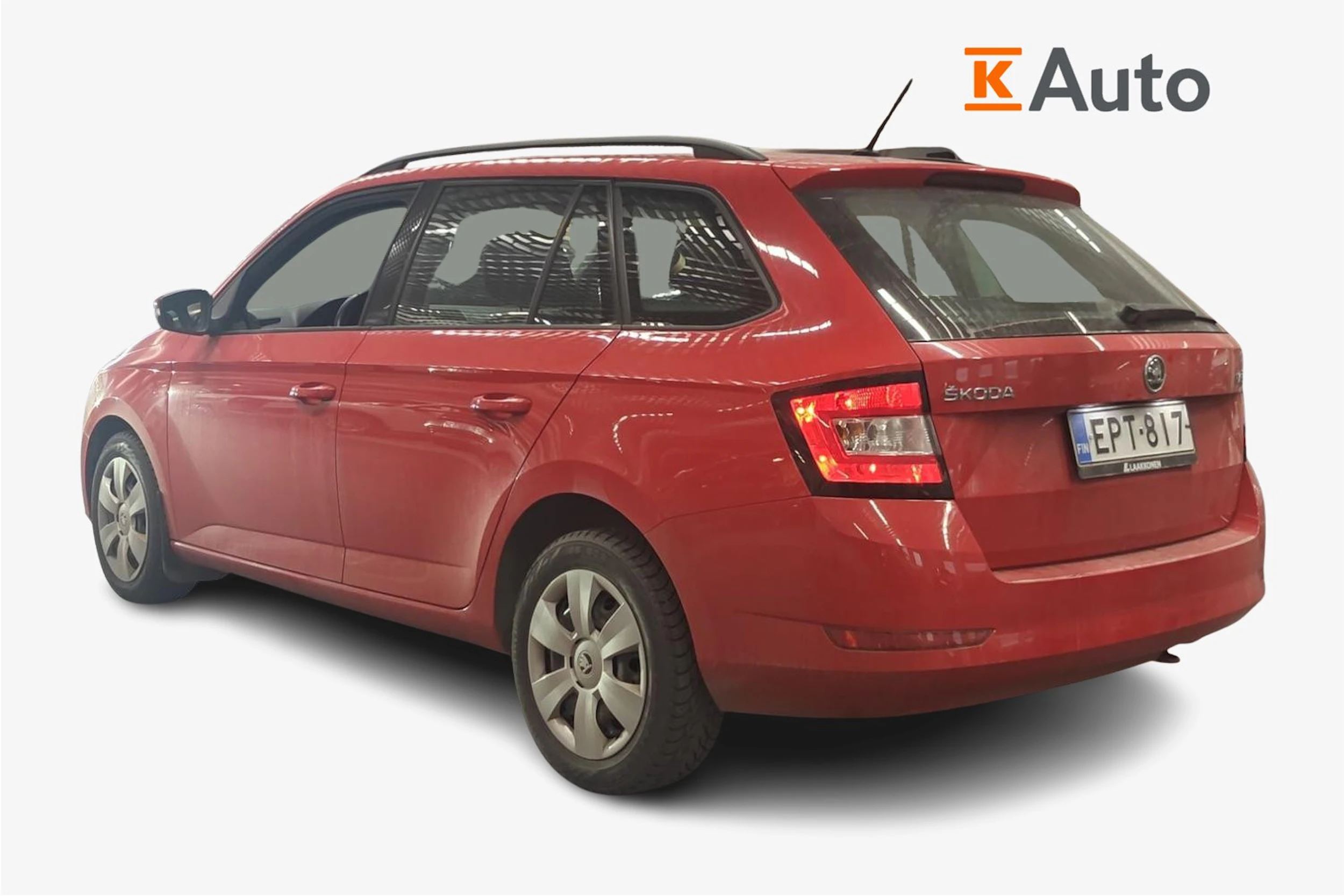 punainen Skoda Fabia 2018 kuva 2.