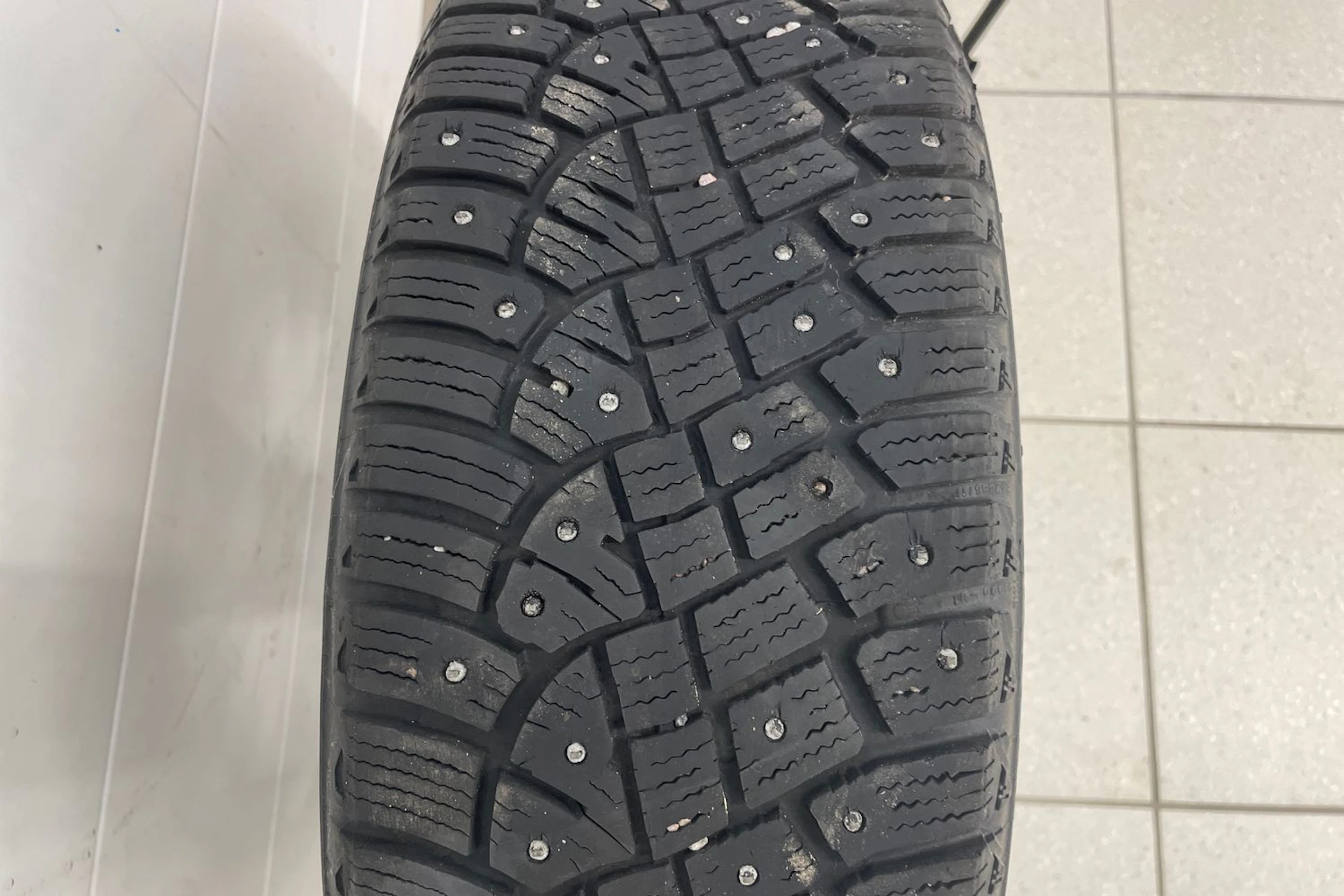punainen Skoda Fabia 2018 kuva 11.