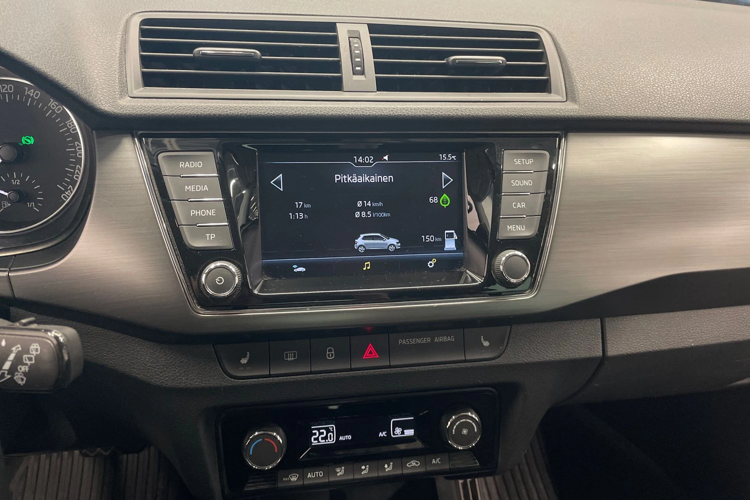 punainen Skoda Fabia 2018 kuva 14.
