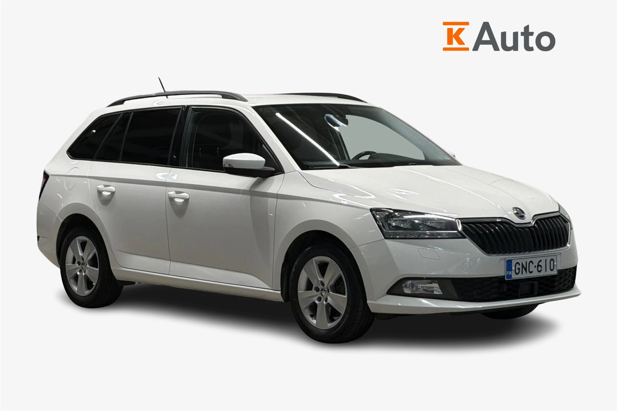 Valkoinen Skoda FABIA 2018 kuva 1.