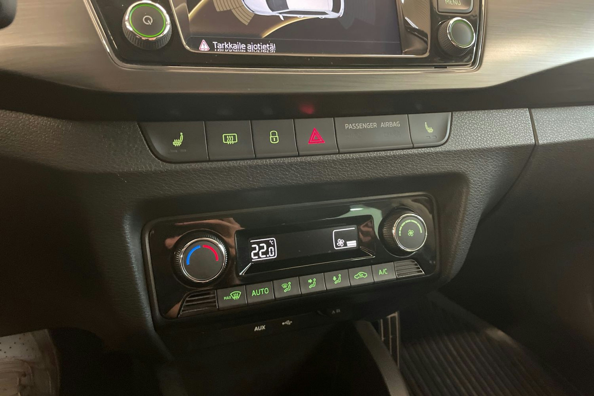 ruskea (beige) Skoda Fabia 2018 kuva 19.
