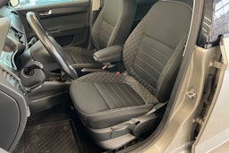 ruskea (beige) Skoda Fabia 2018 kuva 22.