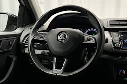 valkoinen Skoda Fabia 2018 kuva 15.
