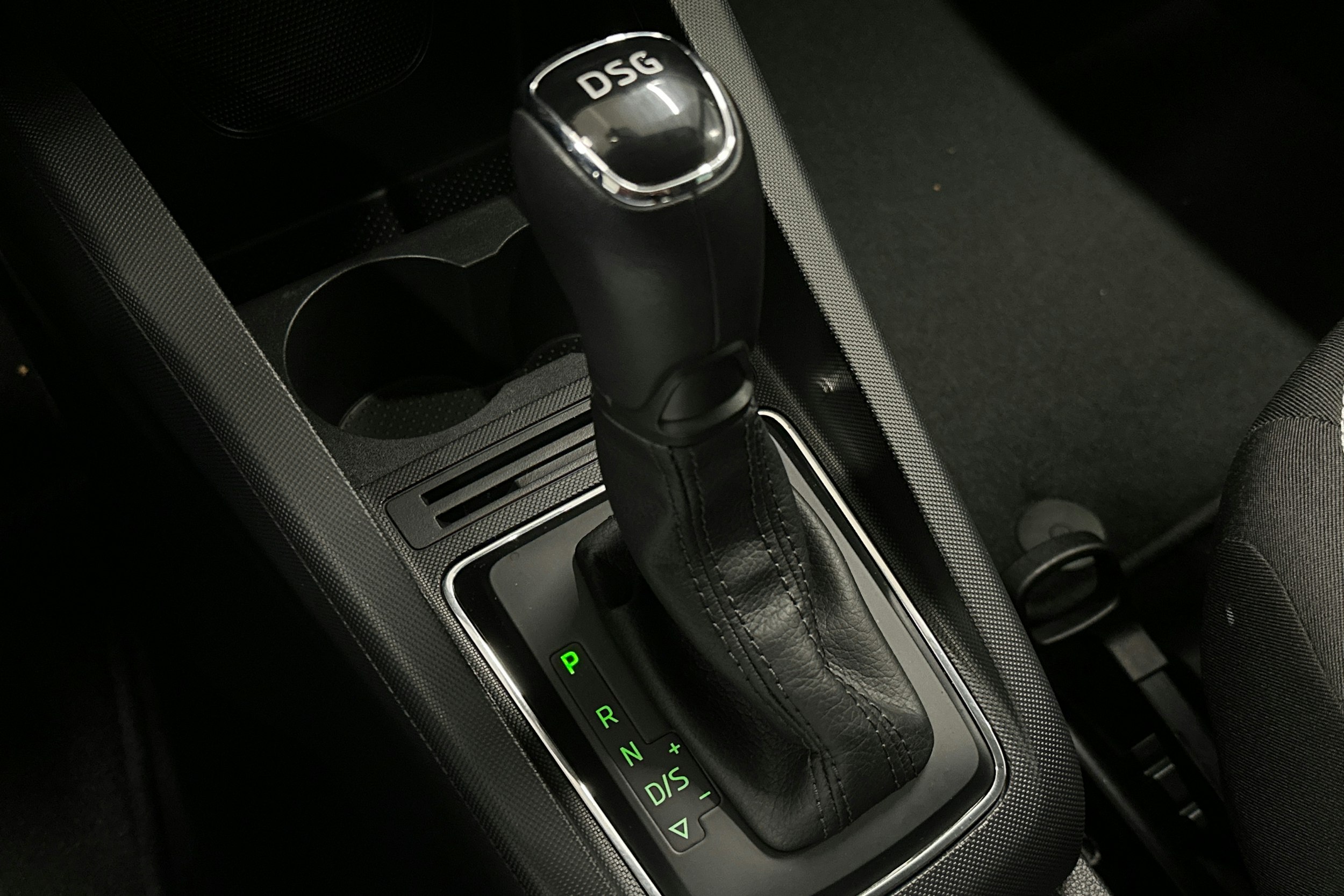 valkoinen Skoda Fabia 2018 kuva 21.