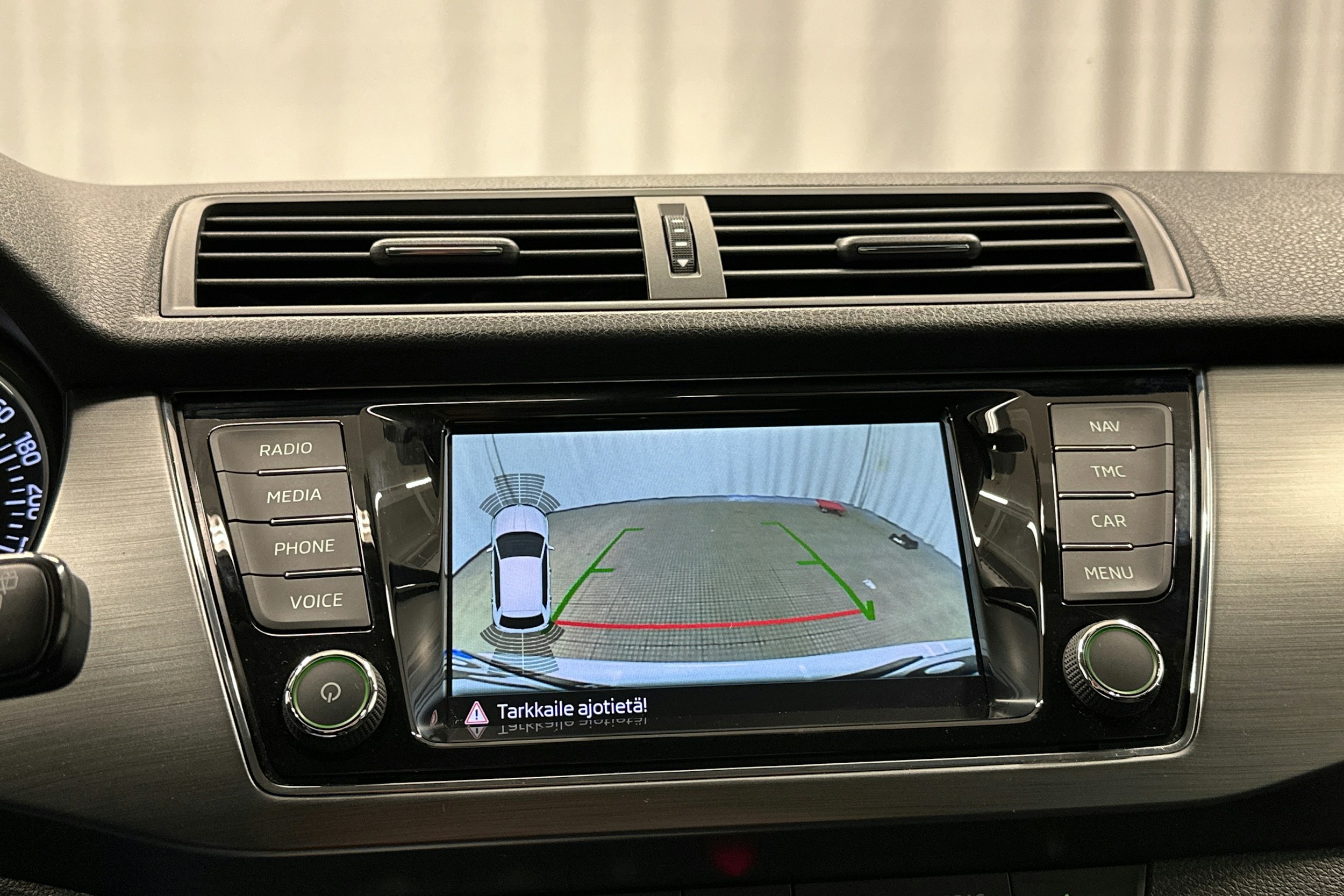valkoinen Skoda Fabia 2018 kuva 24.