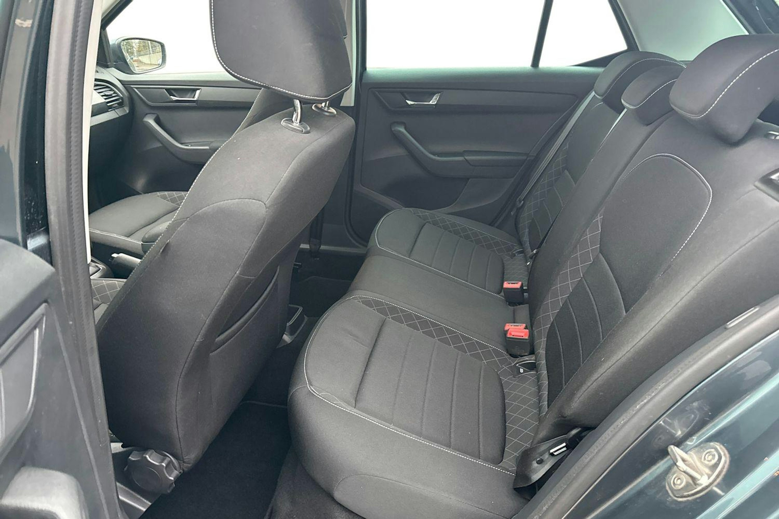Harmaa Skoda FABIA 2018 kuva 10.