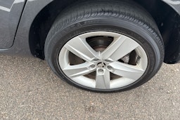 Harmaa Skoda FABIA 2018 kuva 11.