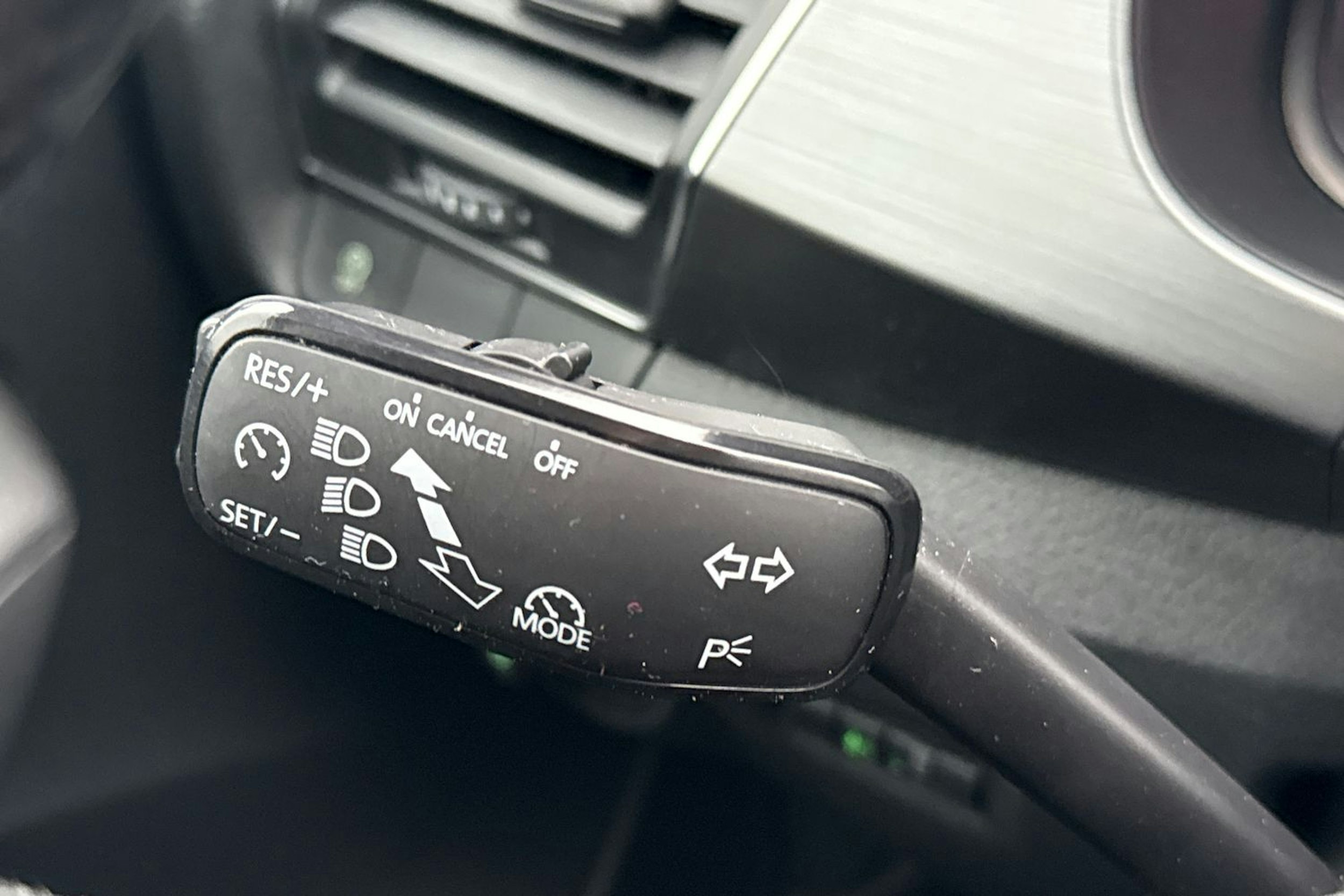 Harmaa Skoda FABIA 2018 kuva 17.