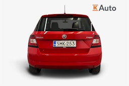 punainen Skoda Fabia 2018 kuva 3.
