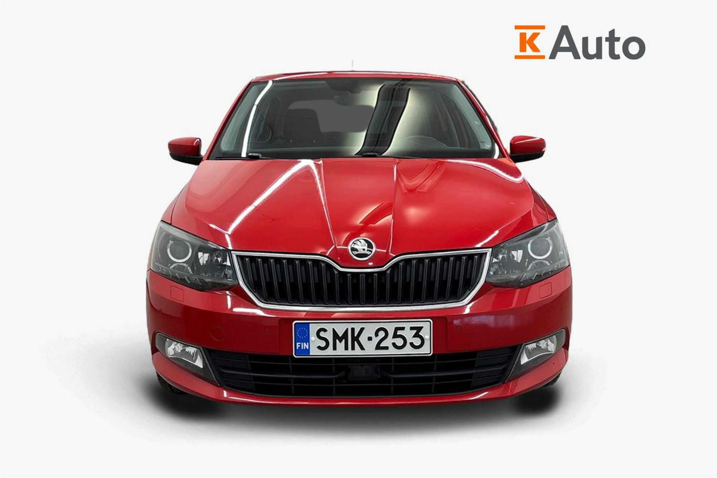 punainen Skoda Fabia 2018 kuva 5.