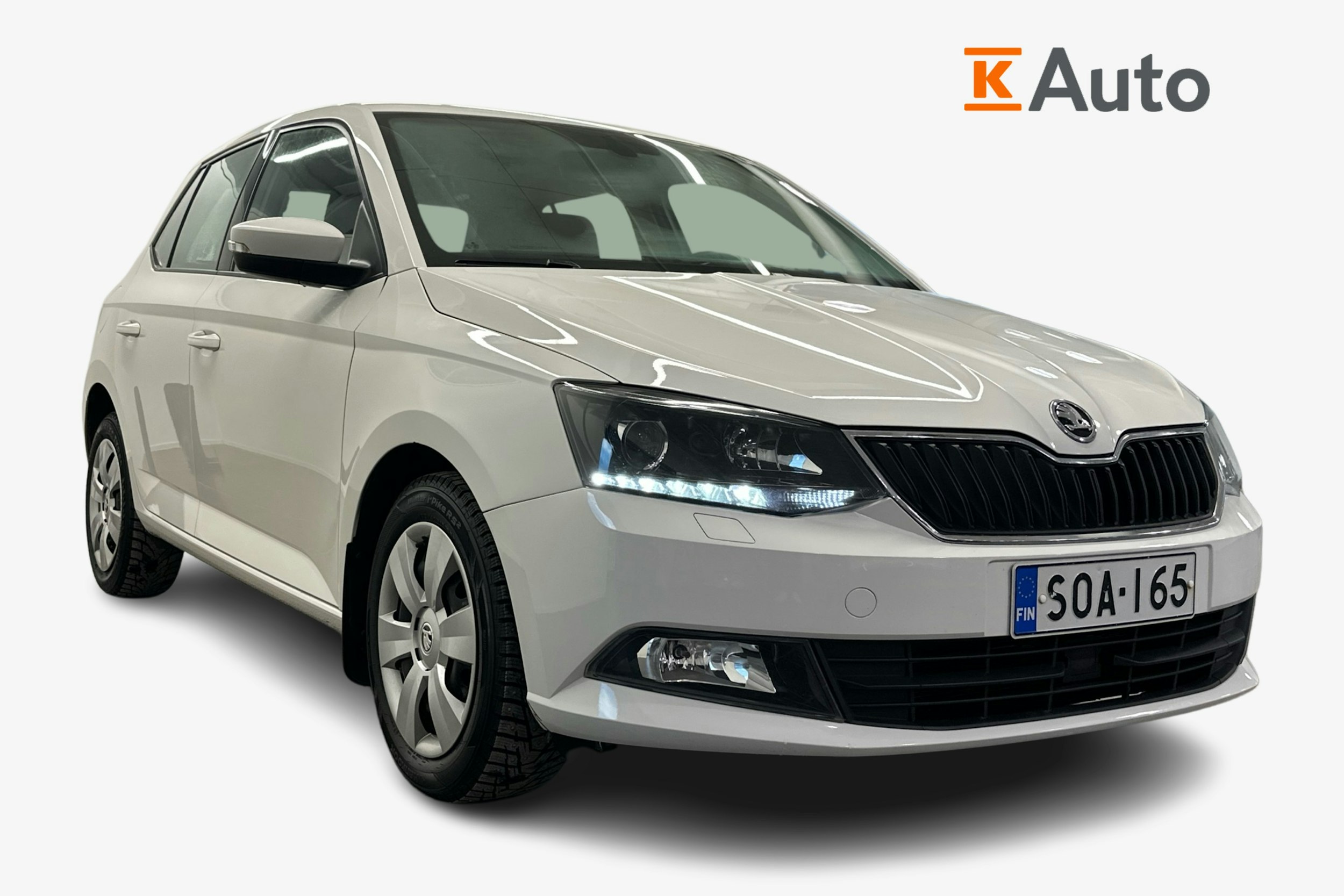 valkoinen Skoda Fabia 2018 kuva 1.