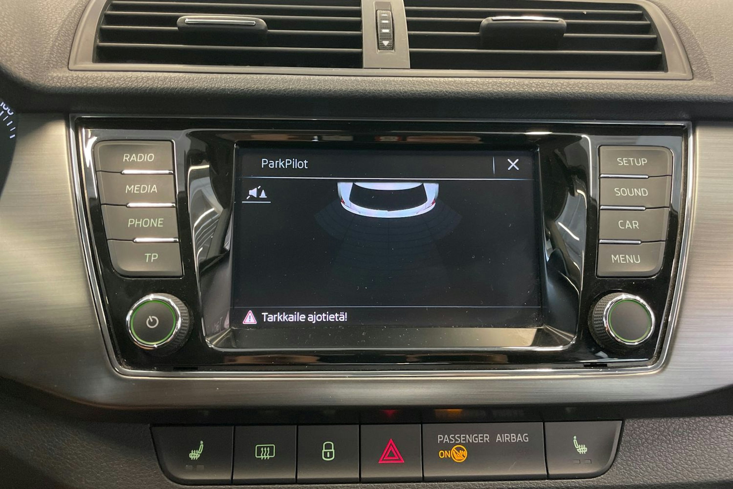 valkoinen Skoda Fabia 2018 kuva 17.