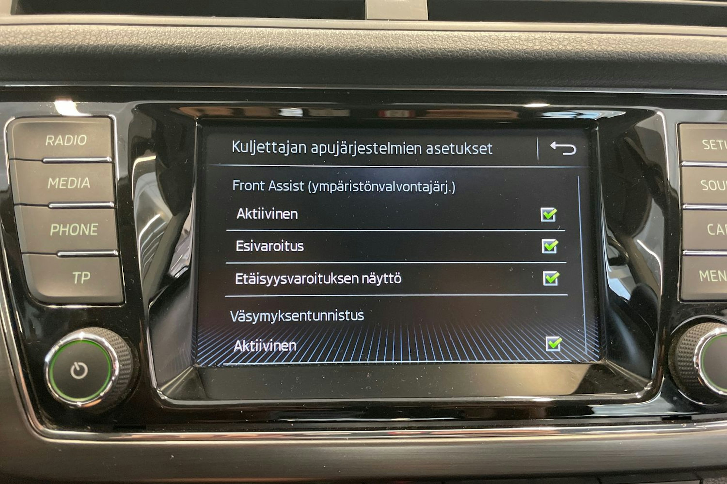 valkoinen Skoda Fabia 2018 kuva 18.