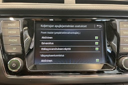 valkoinen Skoda Fabia 2018 kuva 18.