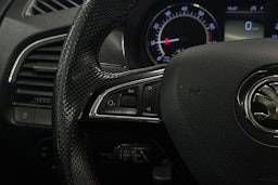 Valkoinen Skoda FABIA 2018 kuva 15.