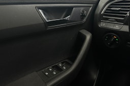 Valkoinen Skoda FABIA 2018 kuva 18.