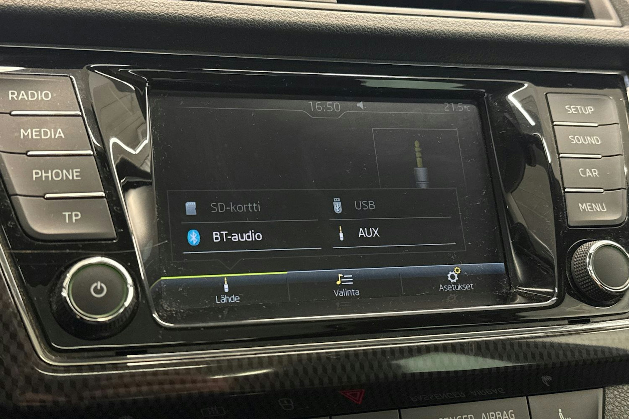 Valkoinen Skoda FABIA 2018 kuva 25.