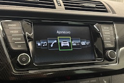 Valkoinen Skoda FABIA 2018 kuva 28.