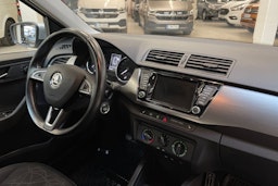harmaa Skoda Fabia 2018 kuva 16.