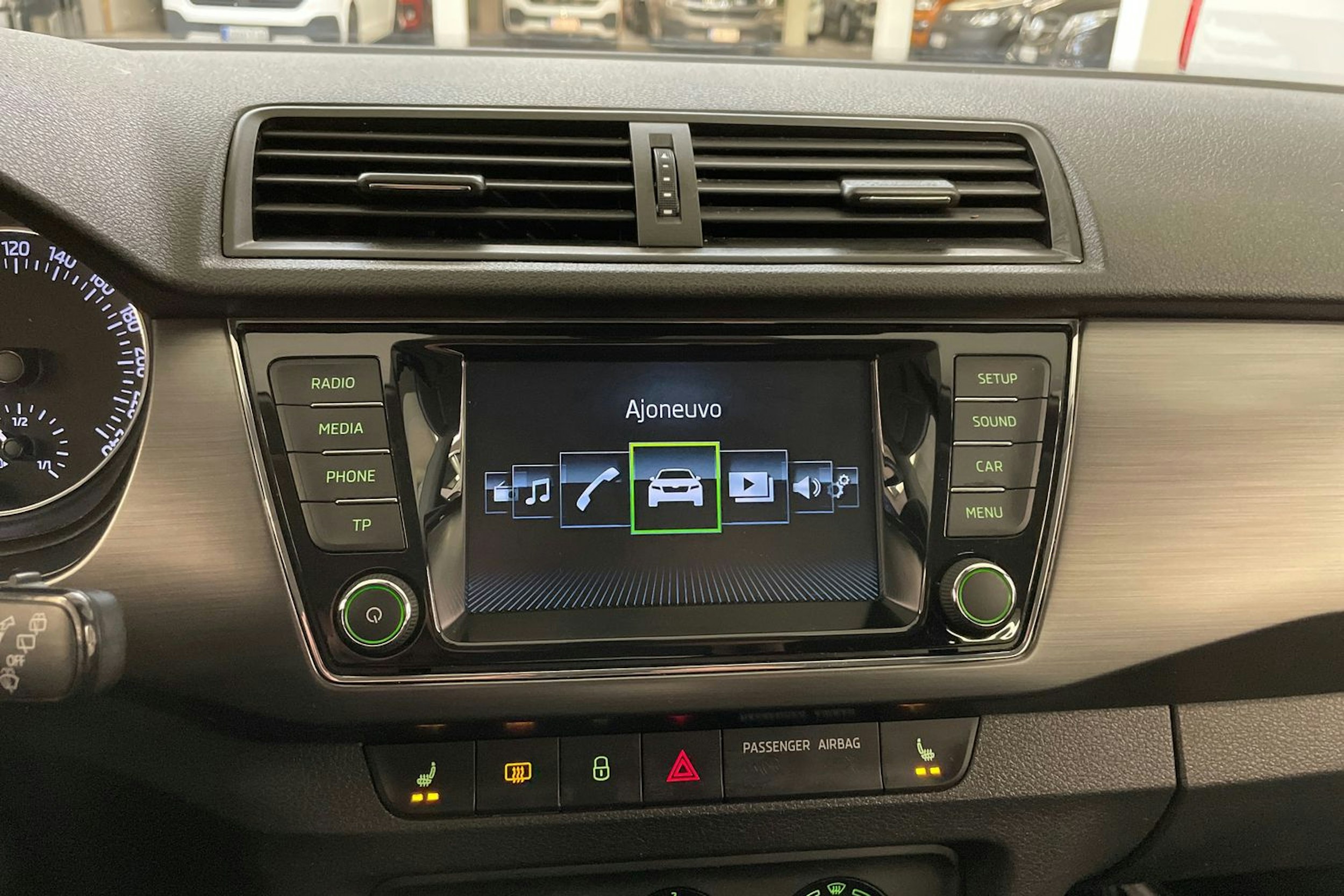 harmaa Skoda Fabia 2018 kuva 22.