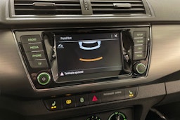 harmaa Skoda Fabia 2018 kuva 27.