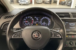 harmaa Skoda Fabia 2018 kuva 28.