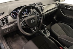 harmaa Skoda Fabia 2019 kuva 7.