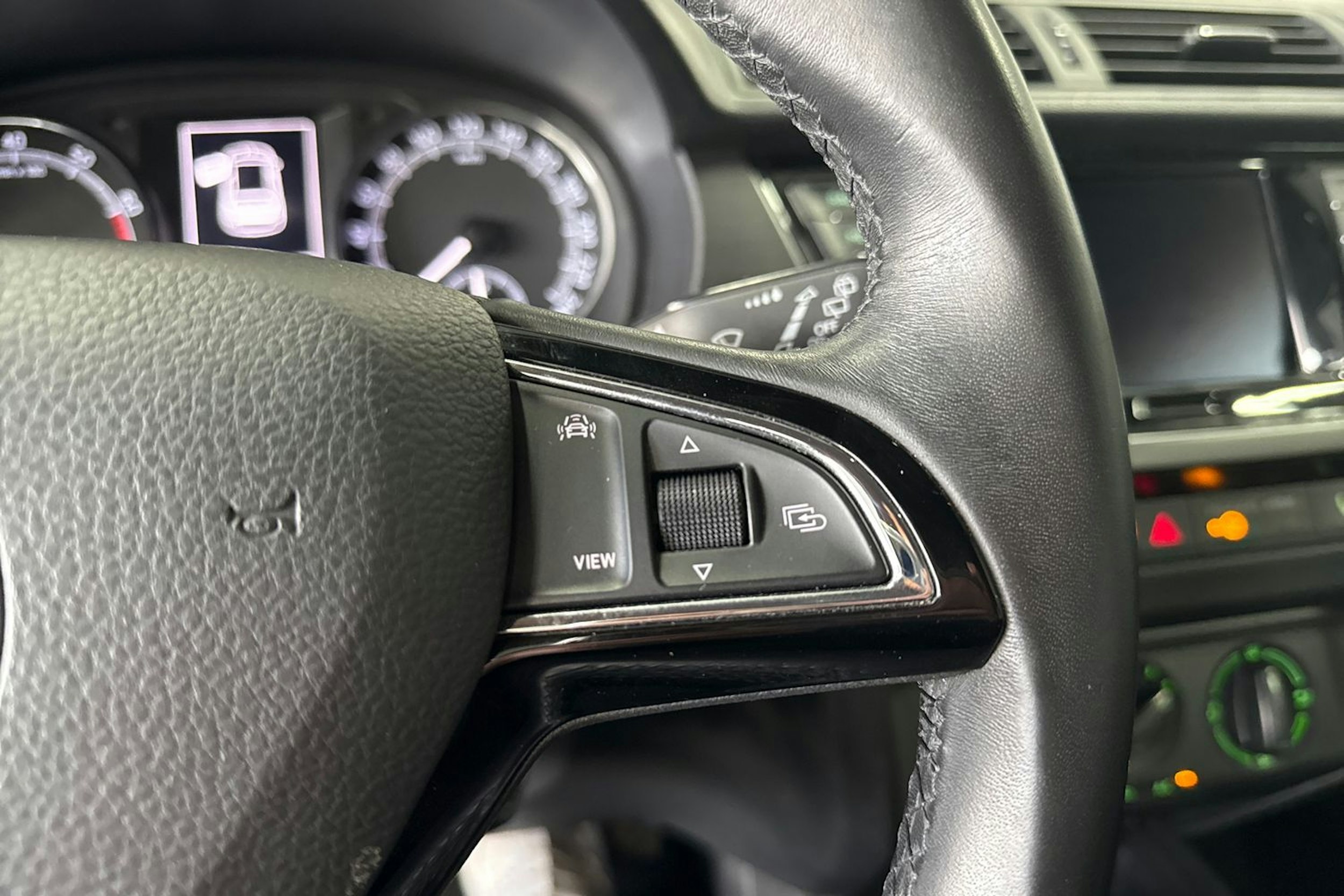 harmaa Skoda Fabia 2019 kuva 16.