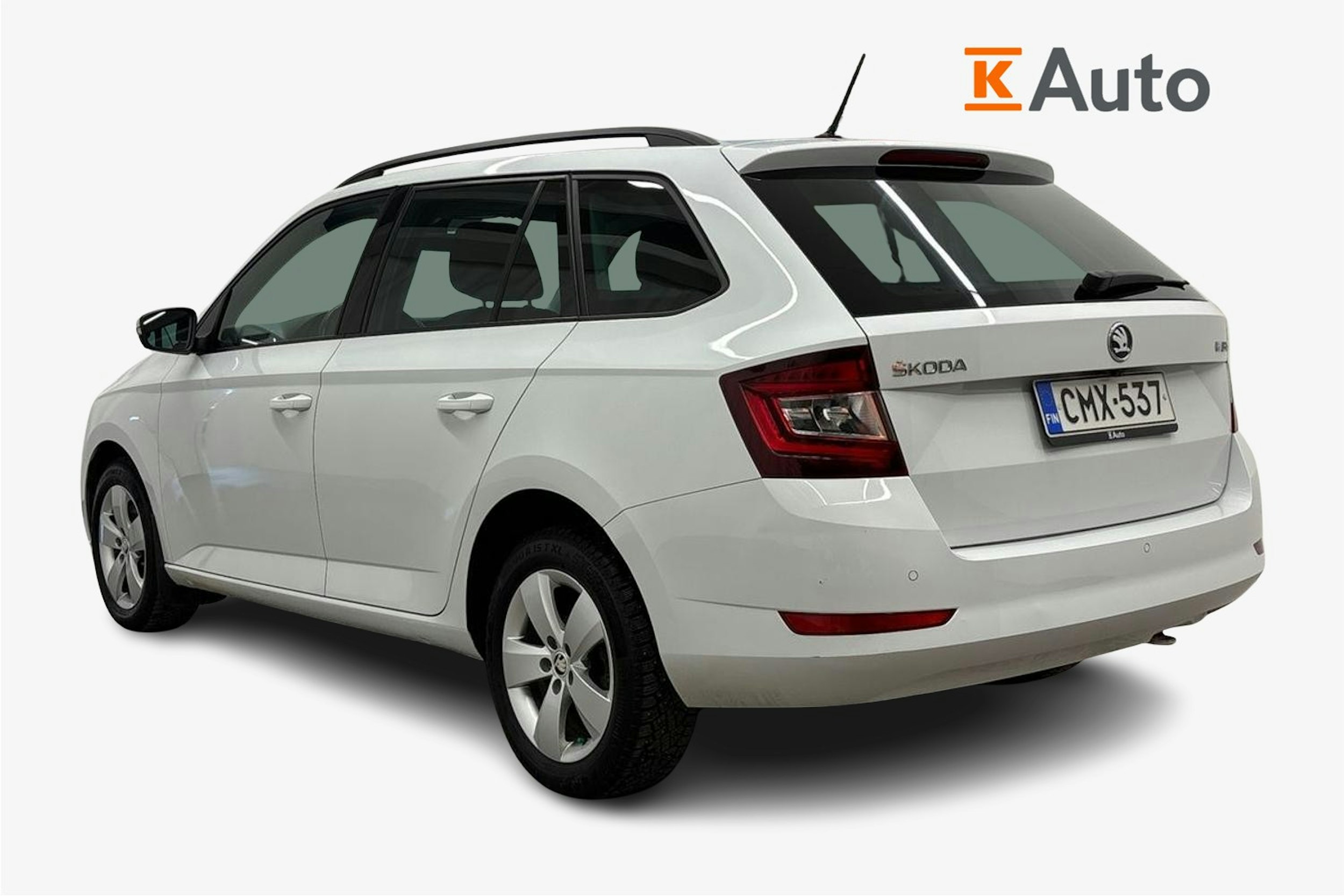 valkoinen Skoda Fabia 2019 kuva 2.