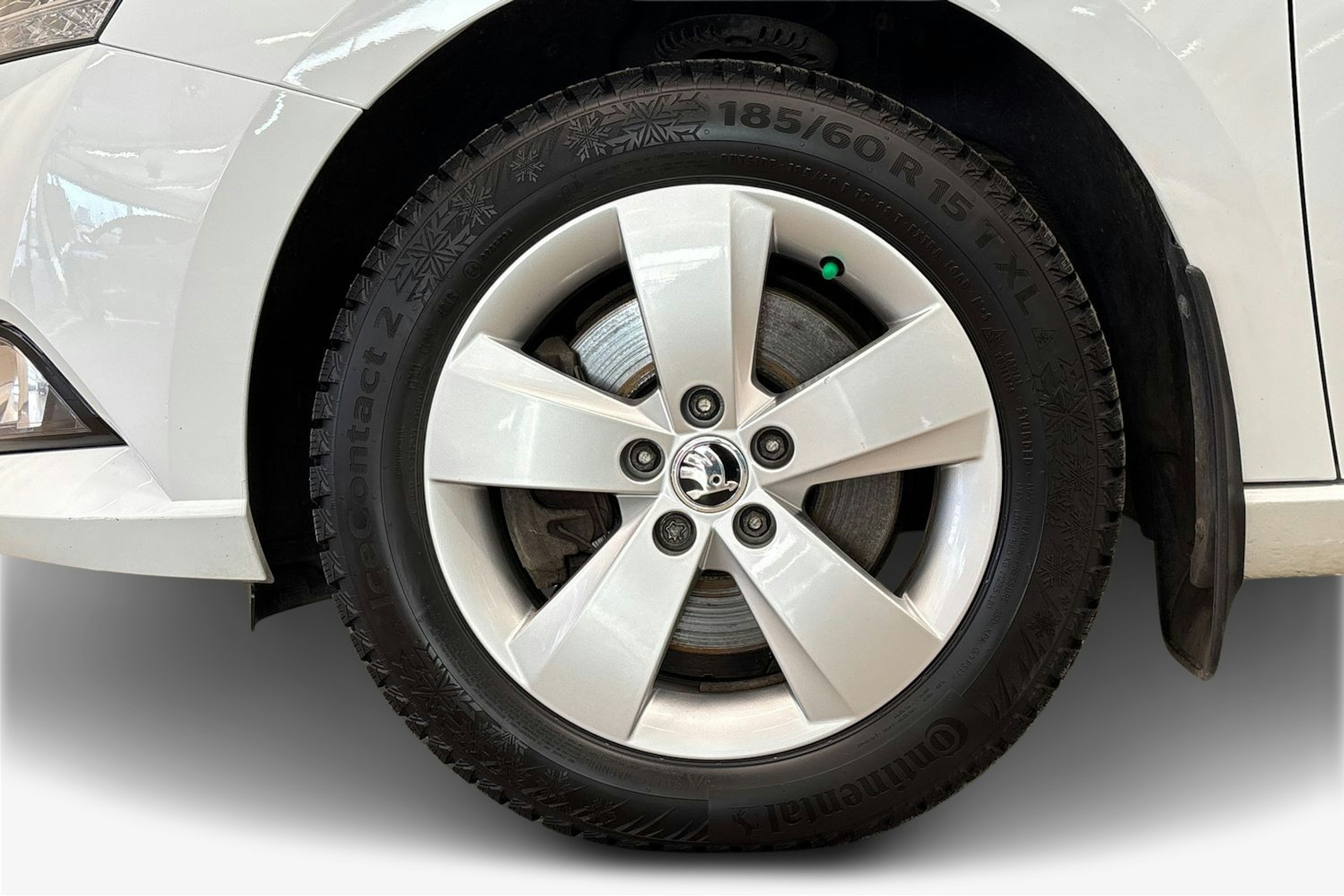 valkoinen Skoda Fabia 2019 kuva 11.