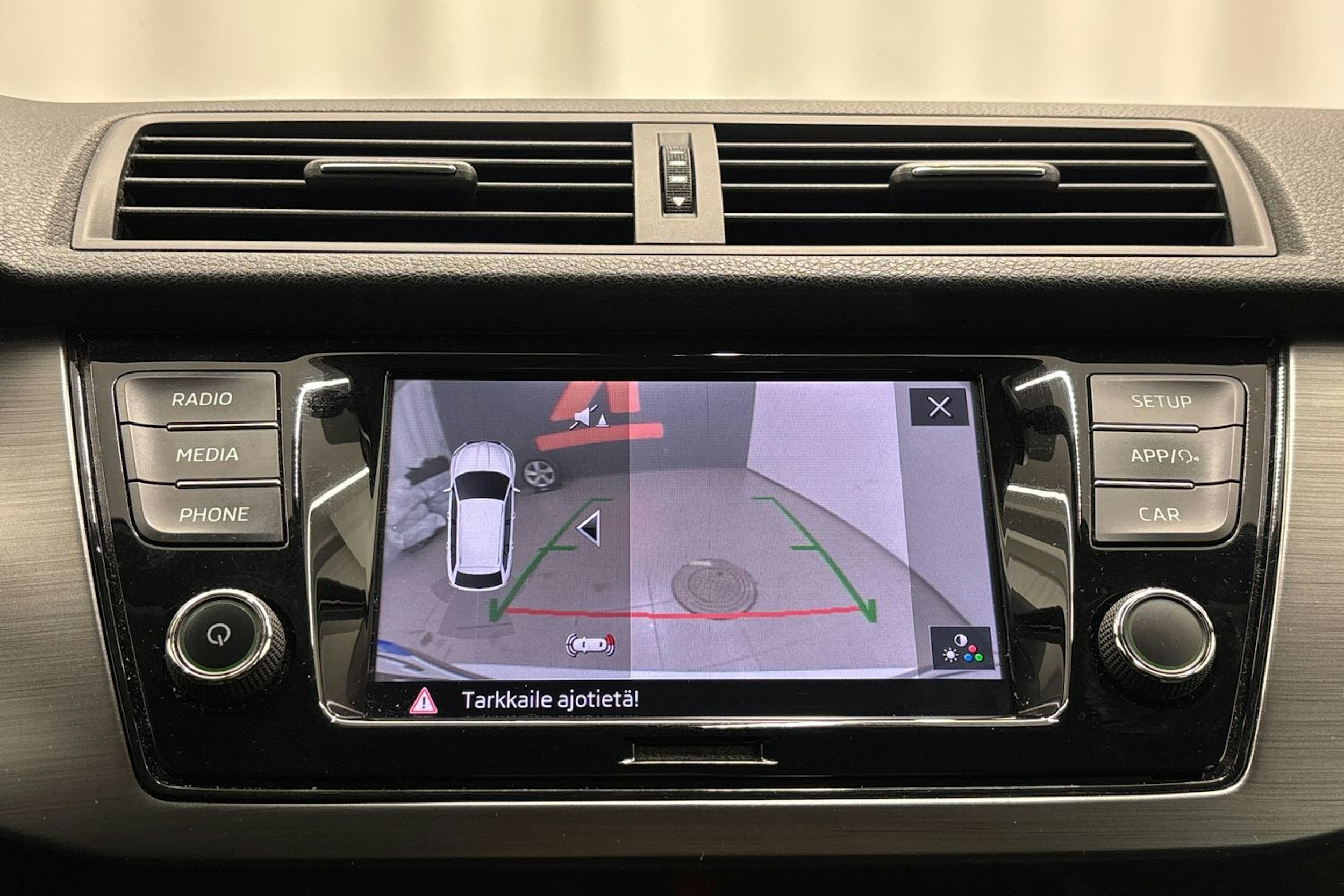 valkoinen Skoda Fabia 2019 kuva 19.