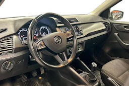 harmaa Skoda Fabia 2019 kuva 3.
