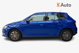 sininen Skoda Fabia 2019 kuva 5.