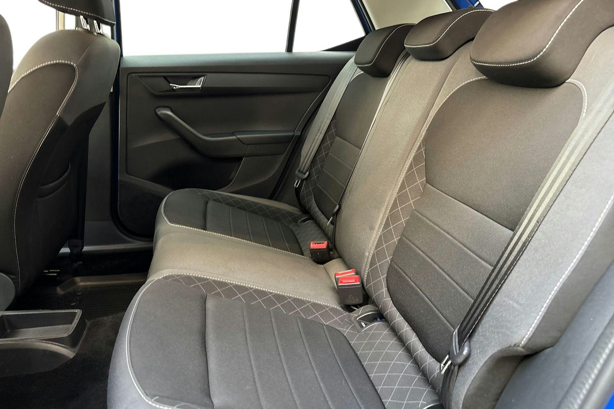 sininen Skoda Fabia 2019 kuva 8.
