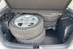 valkoinen Skoda Fabia 2019 kuva 4.