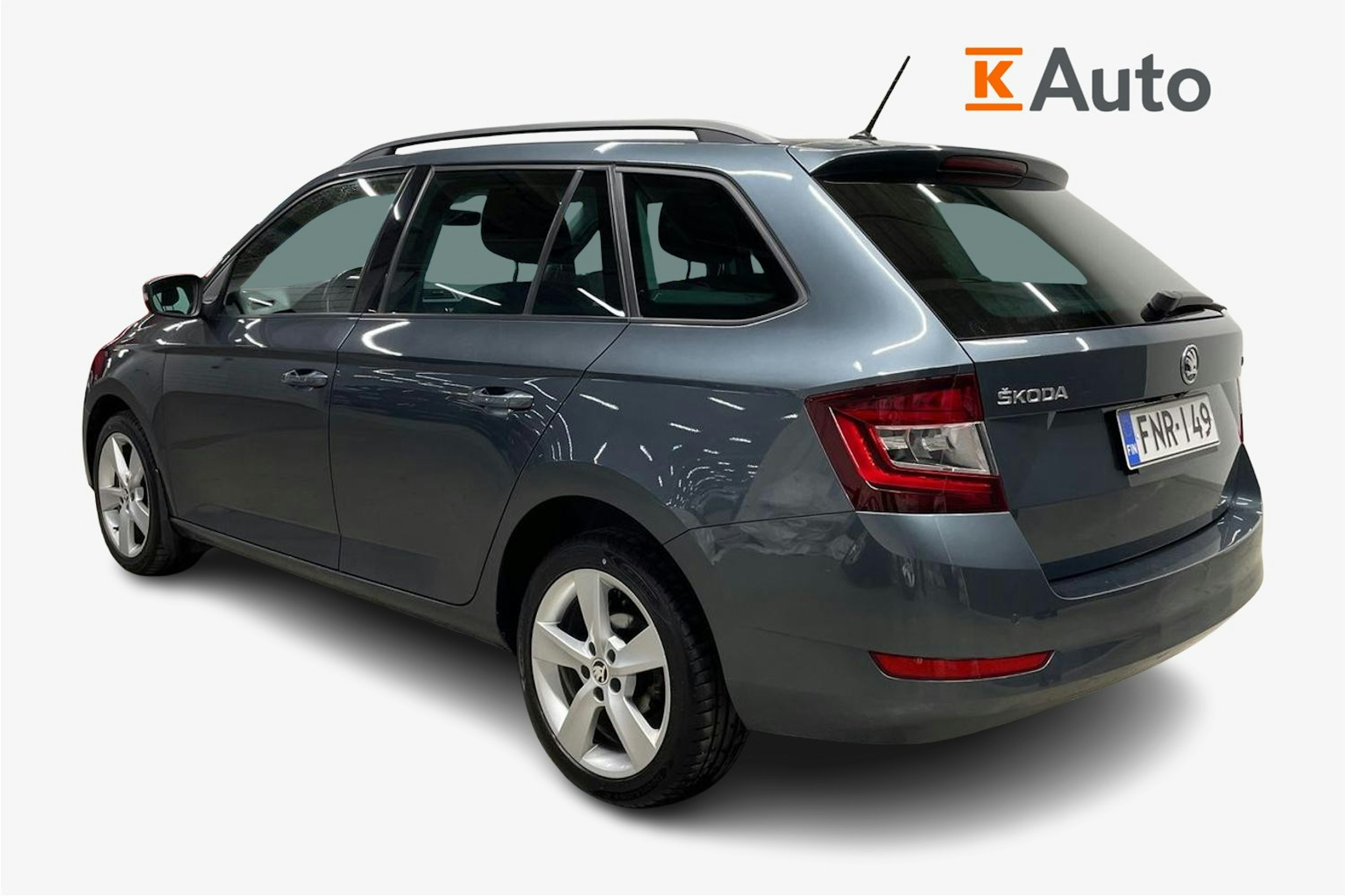Harmaa Skoda FABIA 2019 kuva 2.