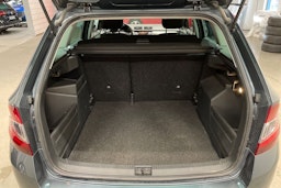 Harmaa Skoda FABIA 2019 kuva 15.