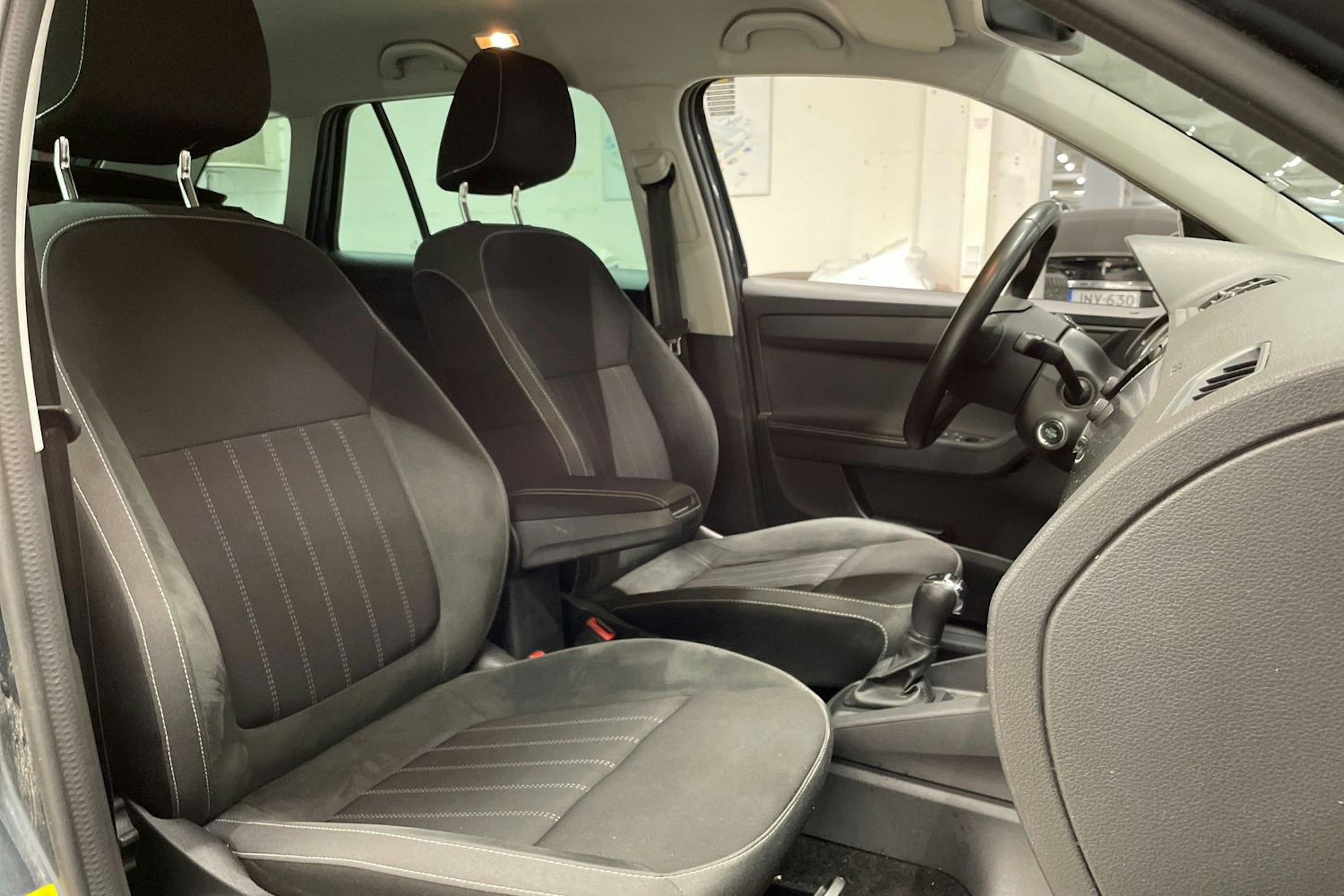 Harmaa Skoda FABIA 2019 kuva 24.