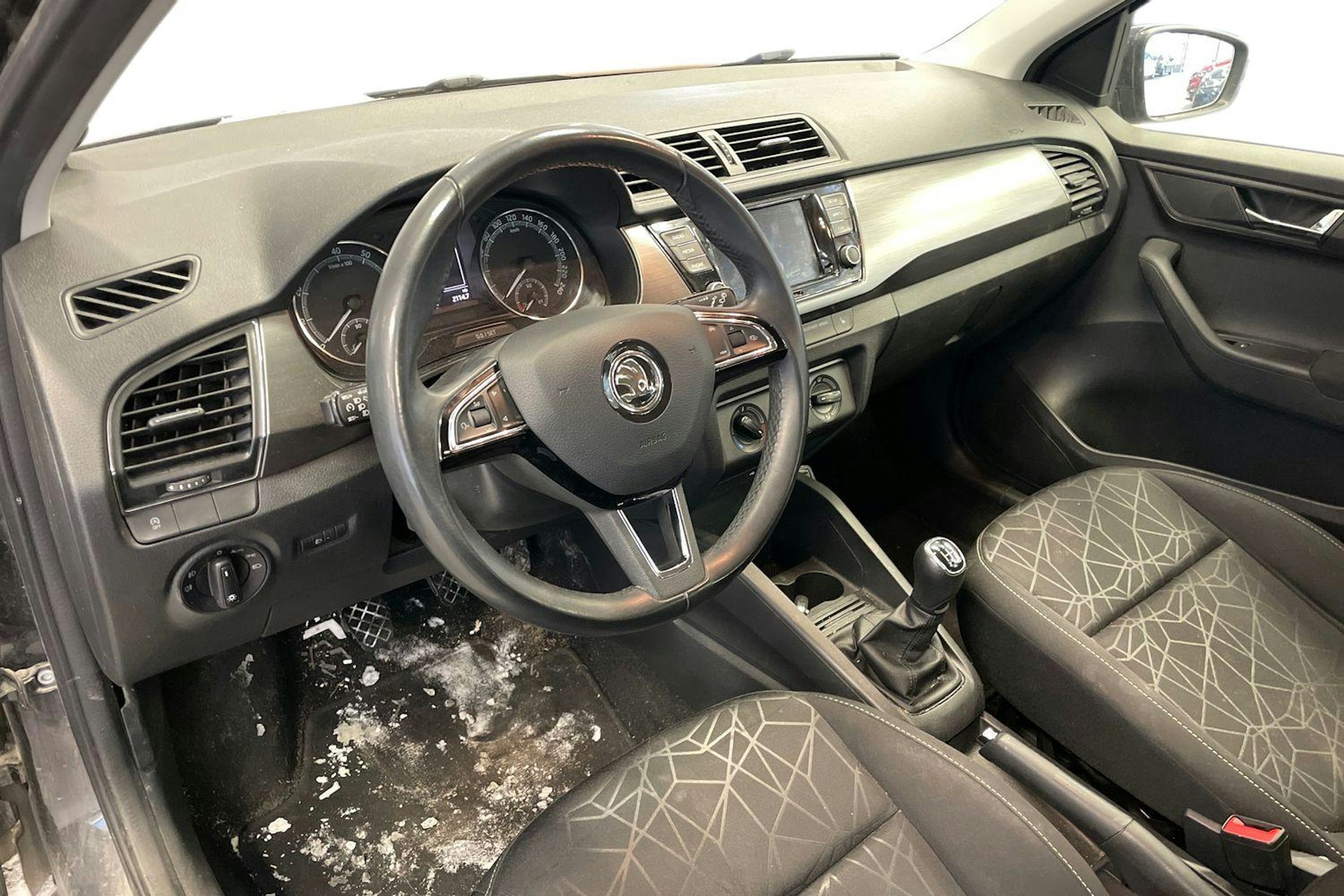 Musta Skoda FABIA 2019 kuva 3.