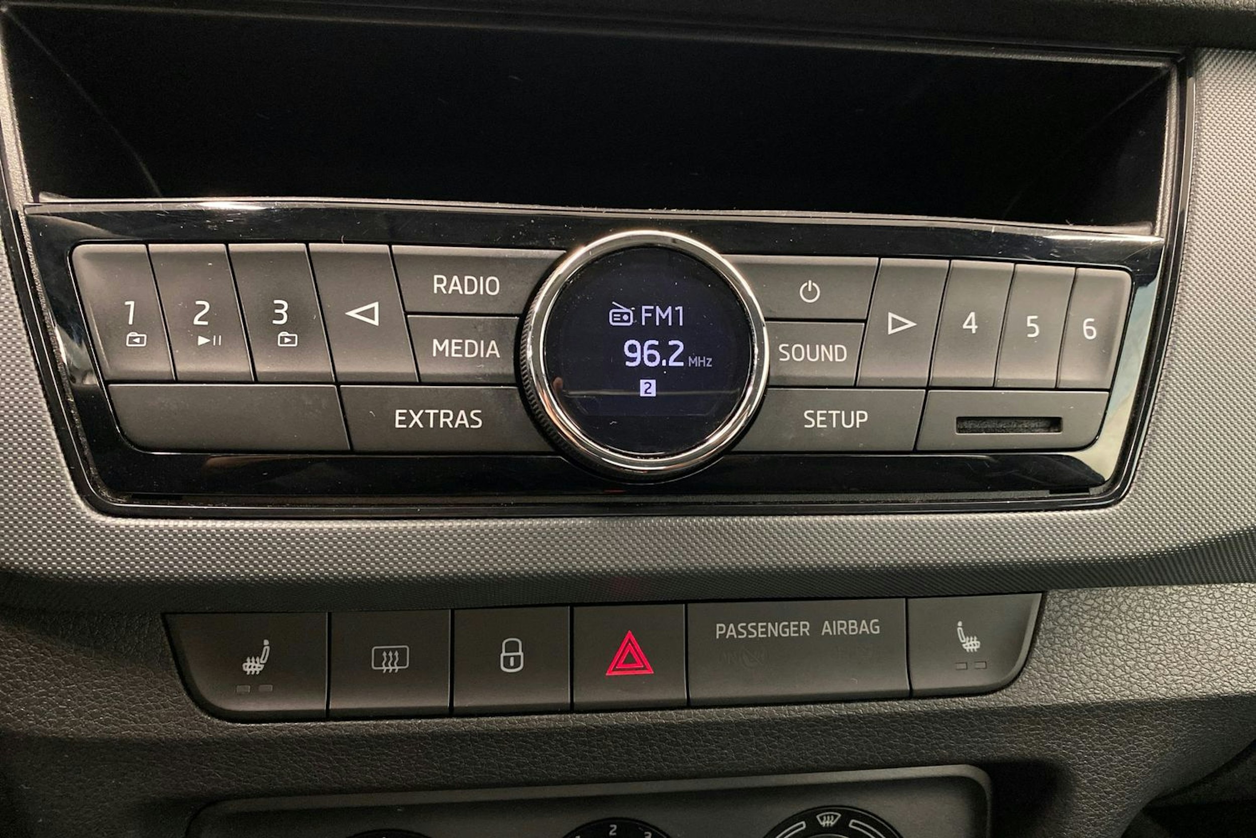 musta Skoda Fabia 2018 kuva 20.