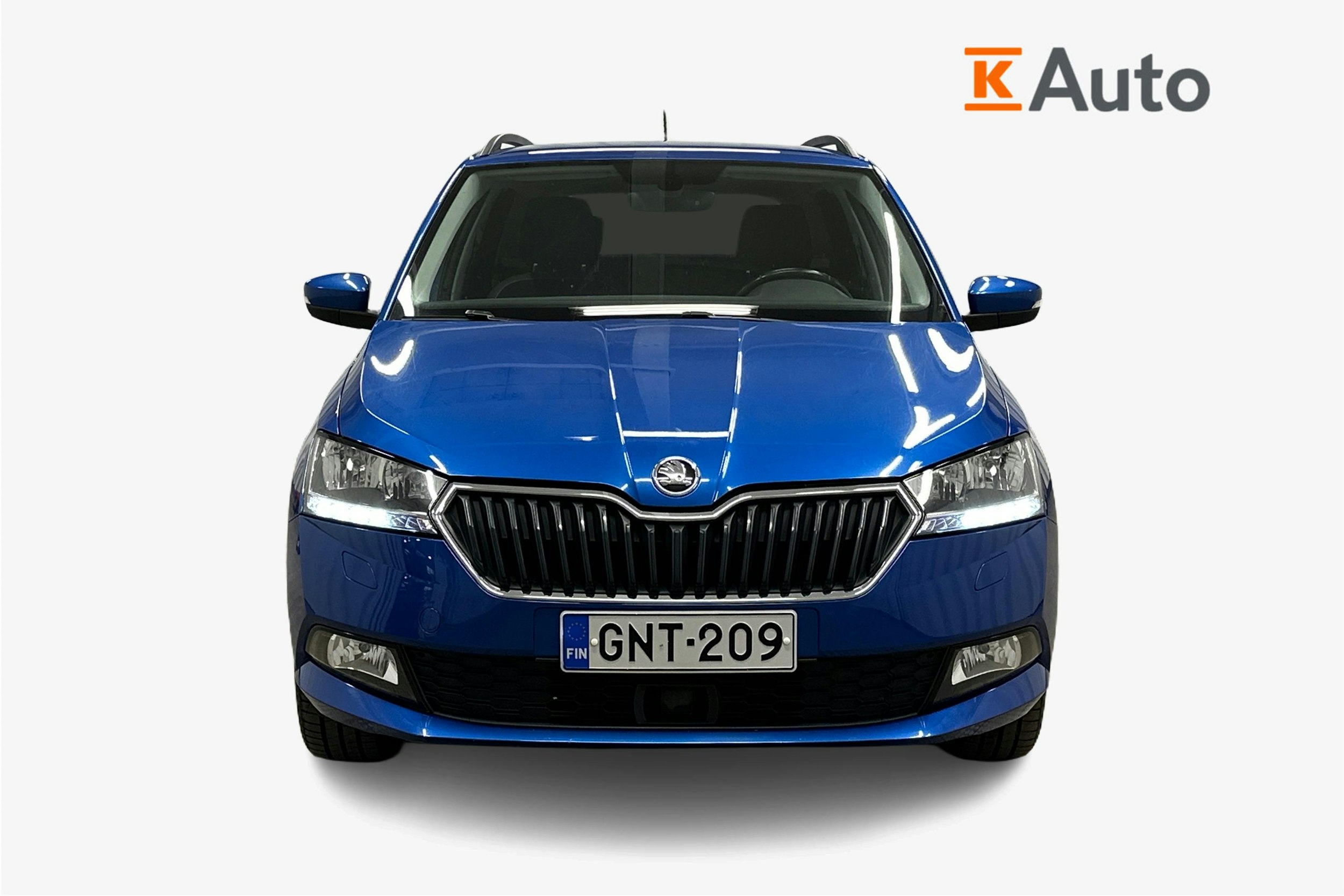 sininen Skoda Fabia 2020 kuva 5.