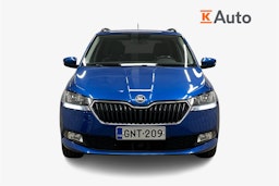 sininen Skoda Fabia 2020 kuva 5.