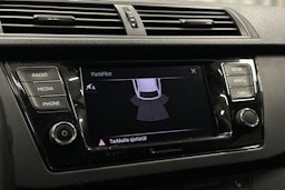 sininen Skoda Fabia 2020 kuva 20.