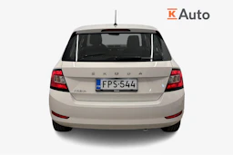 Valkoinen Skoda FABIA 2021 kuva 3.
