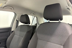 Valkoinen Skoda FABIA 2021 kuva 22.