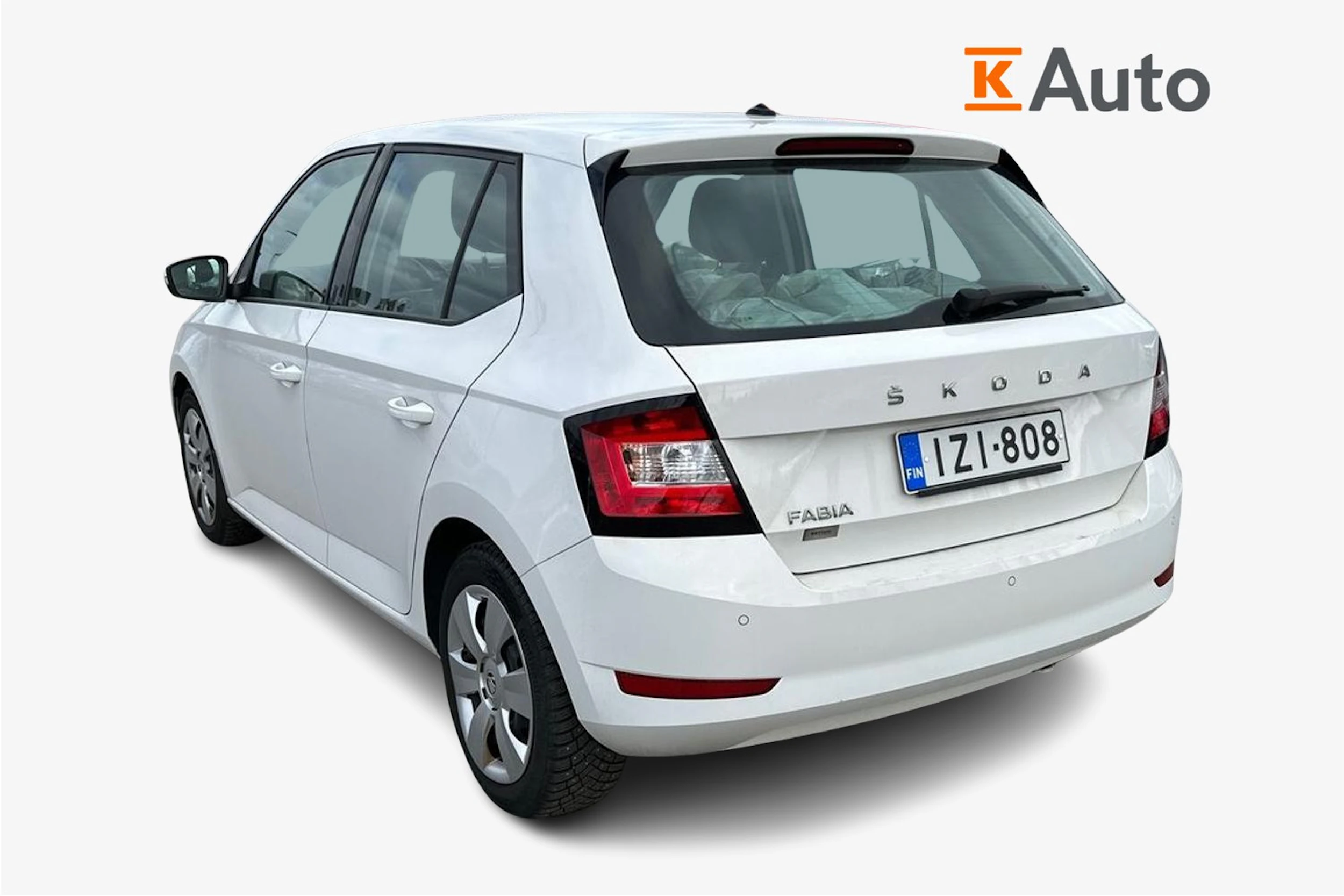 valkoinen Skoda Fabia 2021 kuva 2.