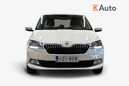 valkoinen Skoda Fabia 2021 kuva 5.
