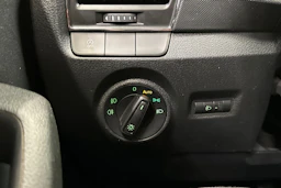 valkoinen Skoda Fabia 2021 kuva 27.