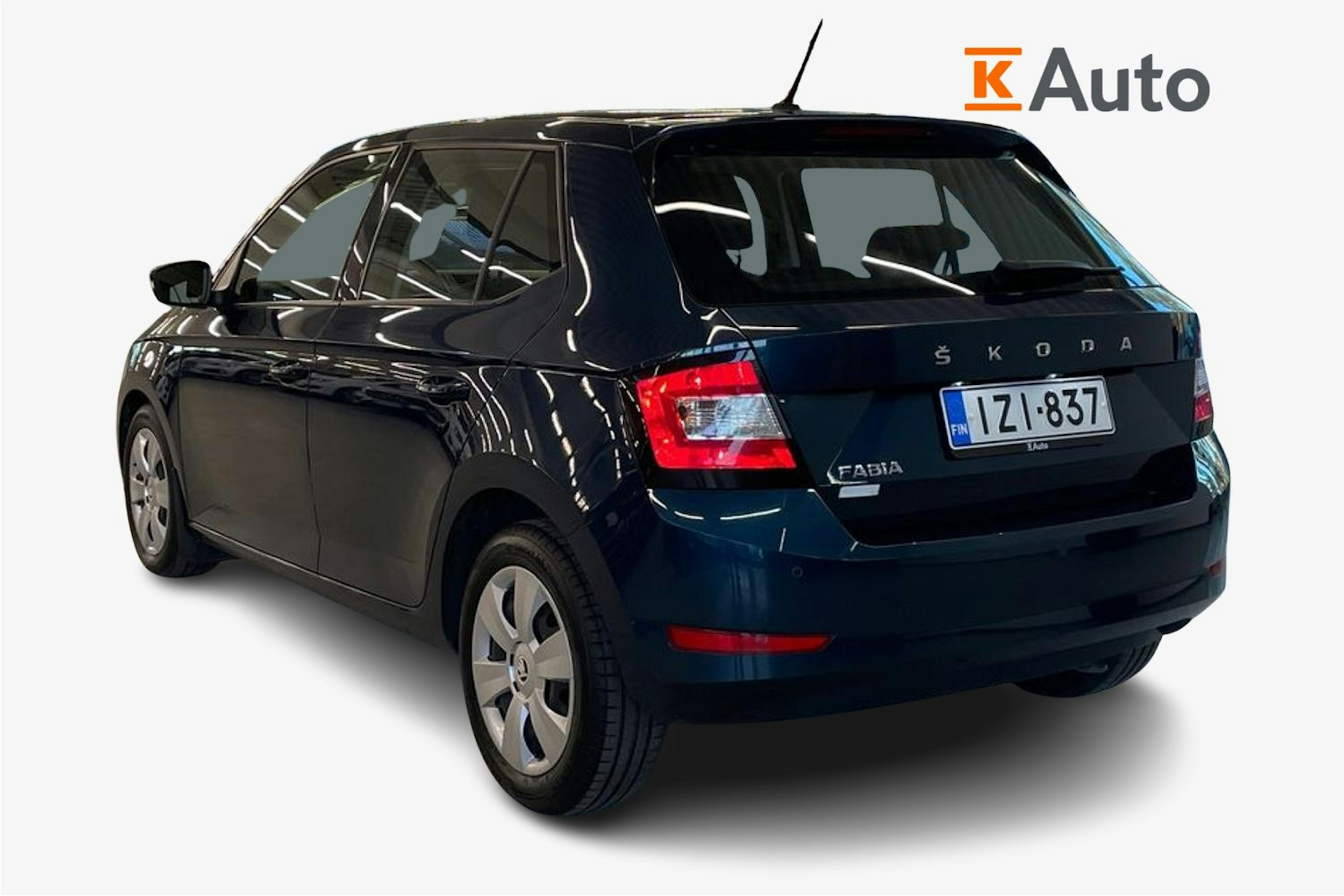 sininen Skoda Fabia 2021 kuva 2.