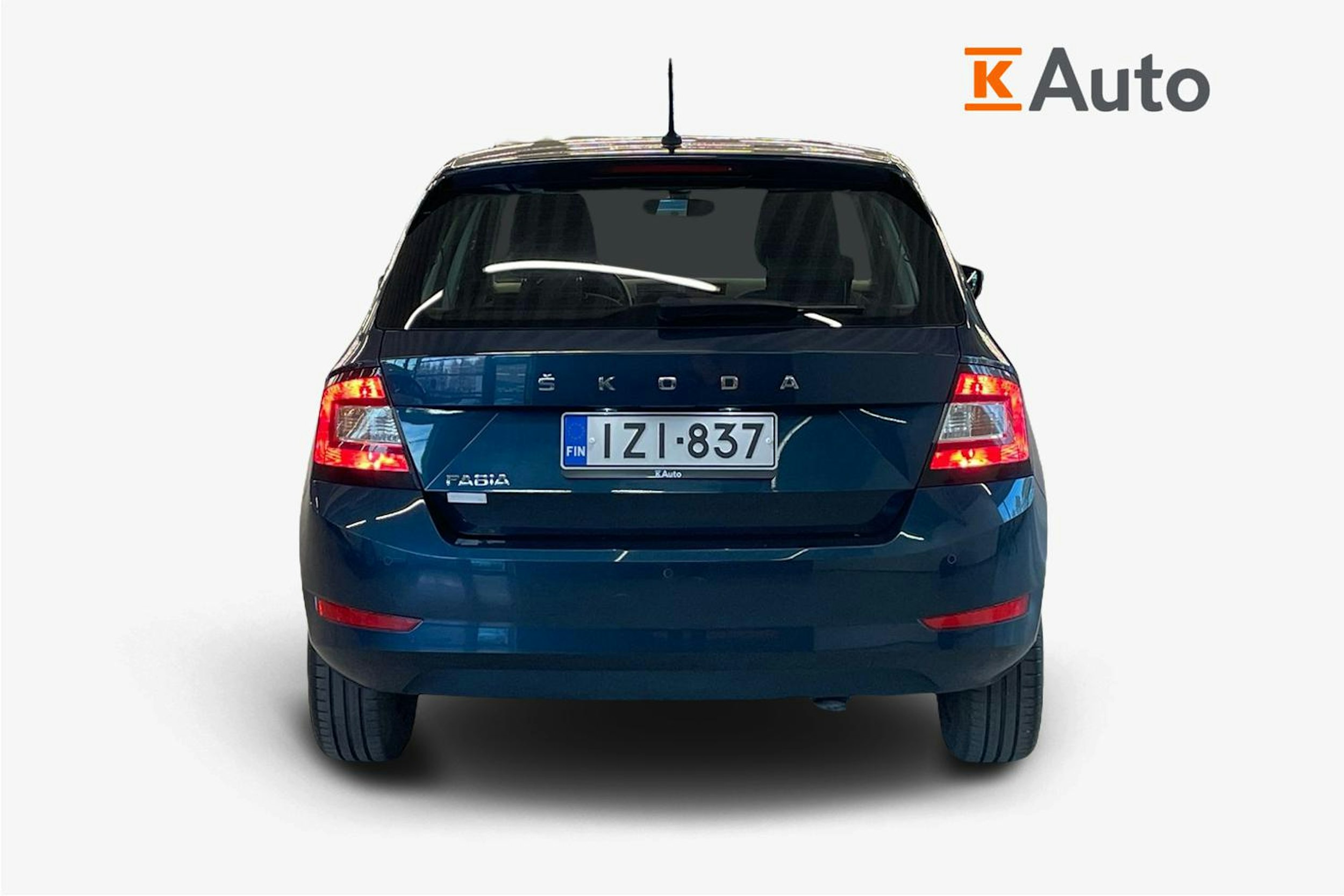 sininen Skoda Fabia 2021 kuva 3.